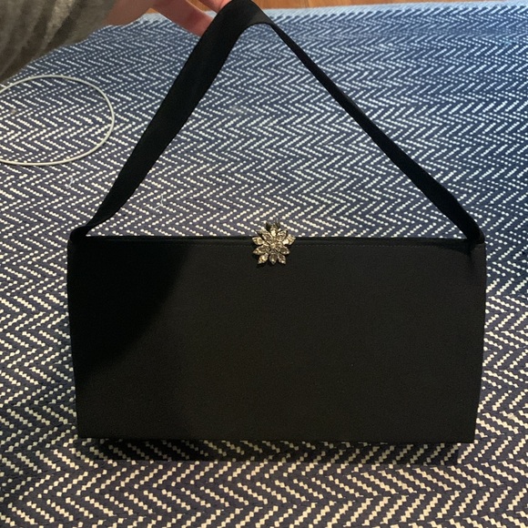 Black purse! - Picture 6 of 6